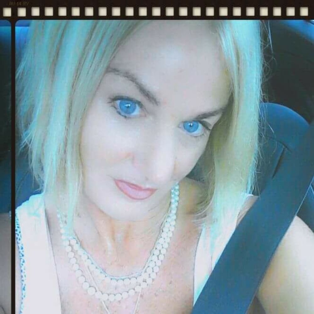 Meet your Posher, Pamela